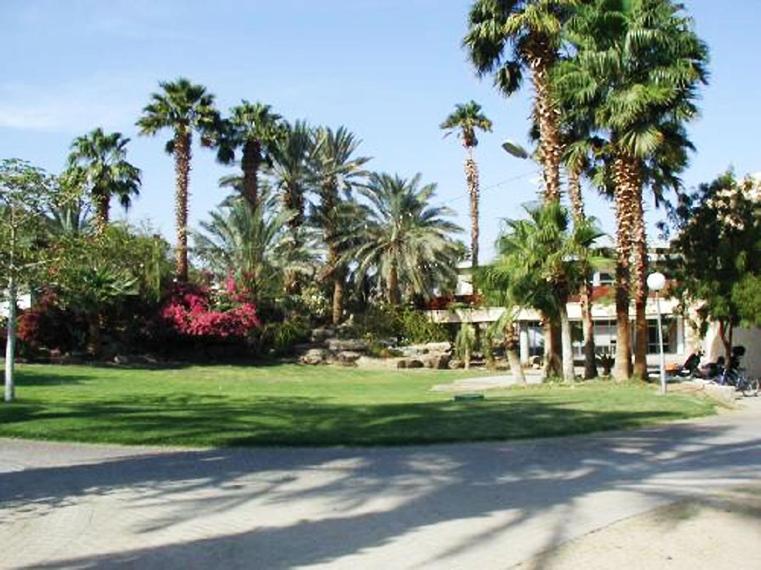 Eilot Kibbutz Country Lodging Hotel Eilat Exterior photo